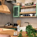 Loeberbauer, * トゥクス