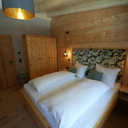 Loeberbauer, Appartamento *