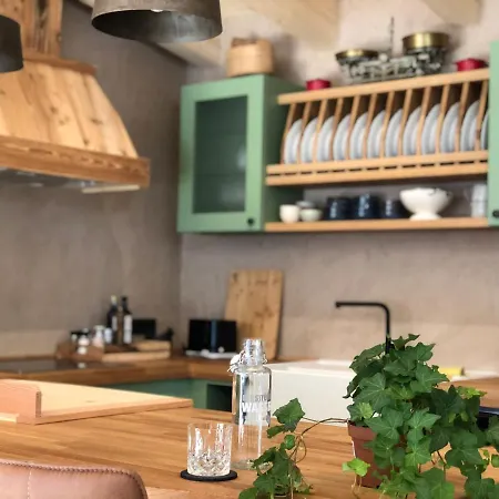 Loeberbauer, * 턱스