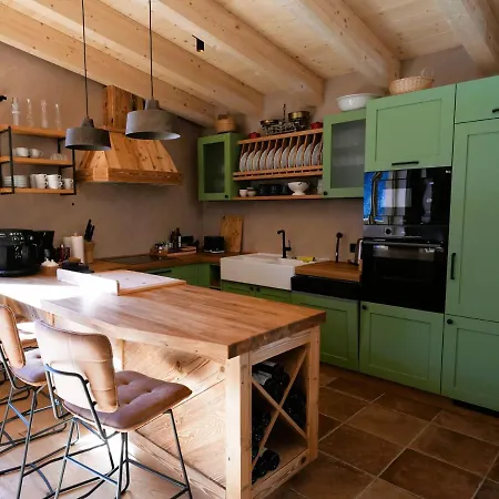 Loeberbauer, Appartamento *