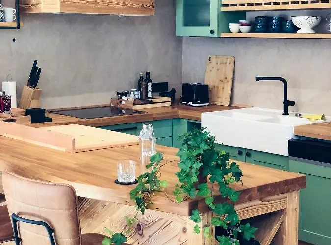 Loeberbauer, Apartamento