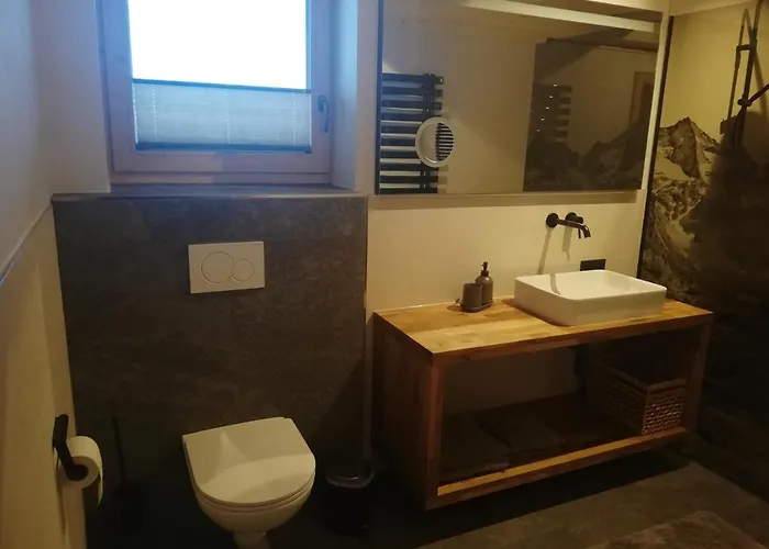 Loeberbauer, * 图克斯