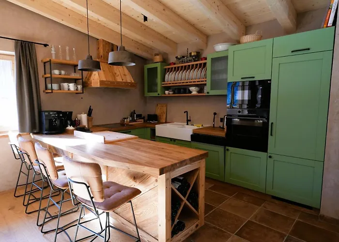 Loeberbauer, Apartment *