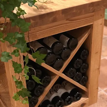 Loeberbauer, Apartment