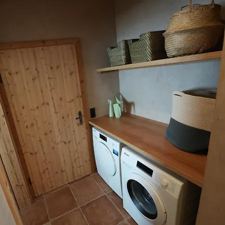 Loeberbauer, Apartment *