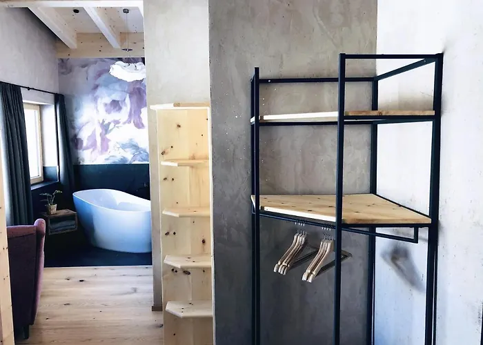 Loeberbauer, Appartement *